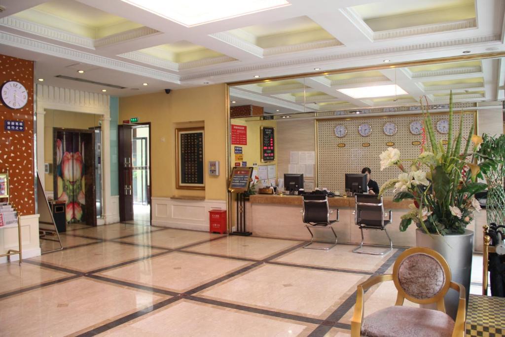 X'Auxerre Hotel Dayi Exterior foto